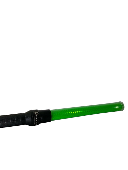Bastón luminoso para tránsito aéreo o vial, alta luminosidad, de color verde y longitud de 54cm 
